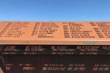 Monument Majer, Besztercebánya. Építész: Benjamín Brádňanský, Vít Halada, Maroš Greš. Fotó: n/a architecture.