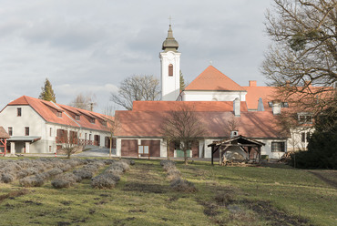 Bakonybél, bencés monostor. Fotó: Danyi Balázs