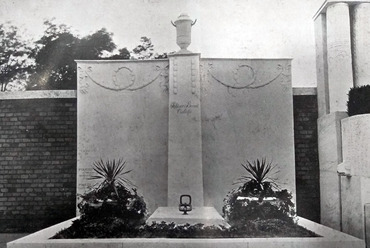 Politzer Bernát síremléke, Budapest, Kozma utcai izraelita temető, tervező: Málnai Béla (A Ház, 1911) 