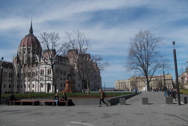 A Kossuth Lajos tér rekonstrukciója. A szerző felvétele.