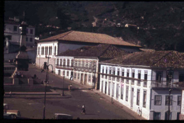 Ouro Preto, a Praça Tiradentes keleti oldala