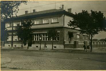 Budapest, Amerikai út 25., az 1930-as években, tervező: Wellisch Andor (FSZEK, Budapest Gyűjtemény)