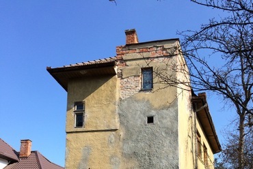 PJ-háza Kolozsvár, nyugati homlokzat, megtalált állapot - áttervezés: Péterffy Miklós 2014