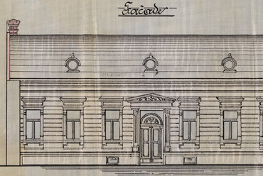 Az épület eredeti homlokzati terve. Forrás: MNL GYMSM Győri Levéltára Mosonmagyaróvári Fióklevéltára, IV.B.911.a. Magyaróvári járás Főszolgabírójának 1900/6748. sz.