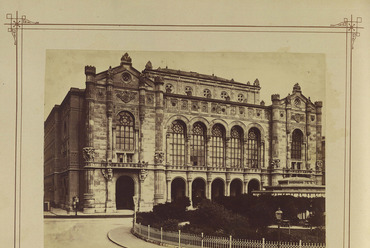 A pesti Vigadó Feszl Frigyes tervezte épülete 1880 körül. Forrás: Fortepan / Budapest Főváros Levéltára / Klösz György felvételei