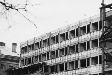 Az épülő Pollack-épület 1967-ben. Fotó: Fortepan / Rádió és Televízió Újság