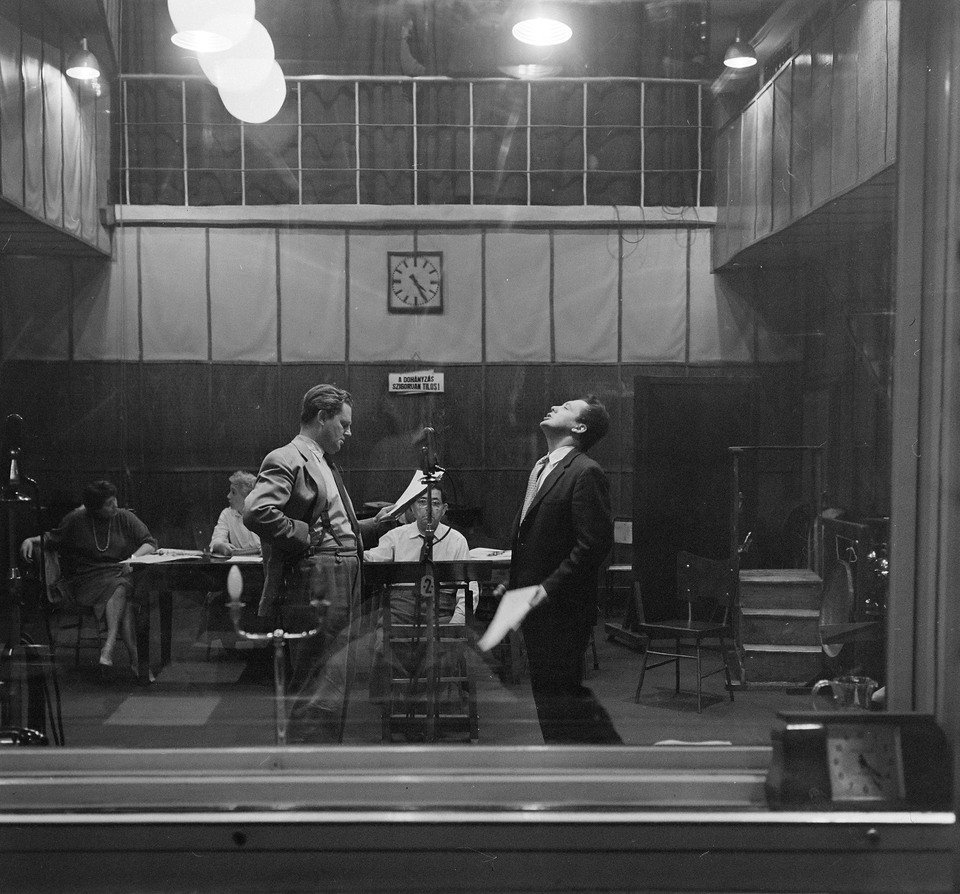 Az 1-es Stúdió 1959-ben, Ungváry László és Kállai Ferenc jelenetének felvétele. Fotó: Fortepan / Szalay Zoltán
