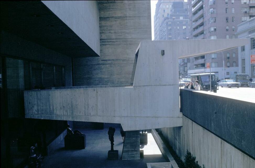 Whitney Museum of Modern Art – terv: Breuer Marcel, 1966 New York – Forrás: Imageworks, Art, Architecture and Engineering Library, University of Michigan, Edward C. Olencki, 1967