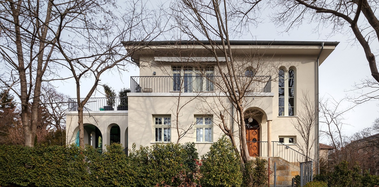 A Bagatelle Gardenhouse, avagy az egykori Semler-villa felújítása, Tervezők: Benczúr - Weichinger Studio, Móder Edit belsőépítész, Fotó: Bujnovszky Tamás