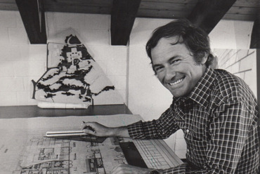 Szörényi Egon a tervezőasztalnál, 1970-es évek