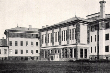 Szombathely, Állami Reálgimnázium (ma: Tanárképző Főiskola) 1933 körül - tervező: Brenner (VI) János - forrás: Tér és Forma, 1933/2., 37. o.