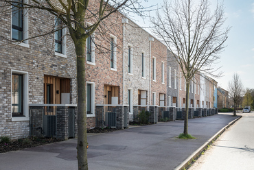 Mole Architects: Marmalade Lane, közösségi lakótelep Cambridge-ben – sorházak – fotó © David Butler