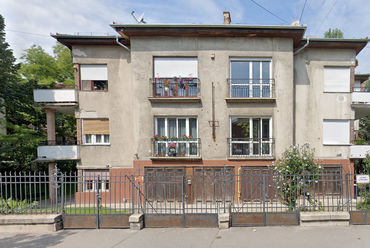 Budapest, Semsey utca 4., tervező: Vadász Mihály (Google View)