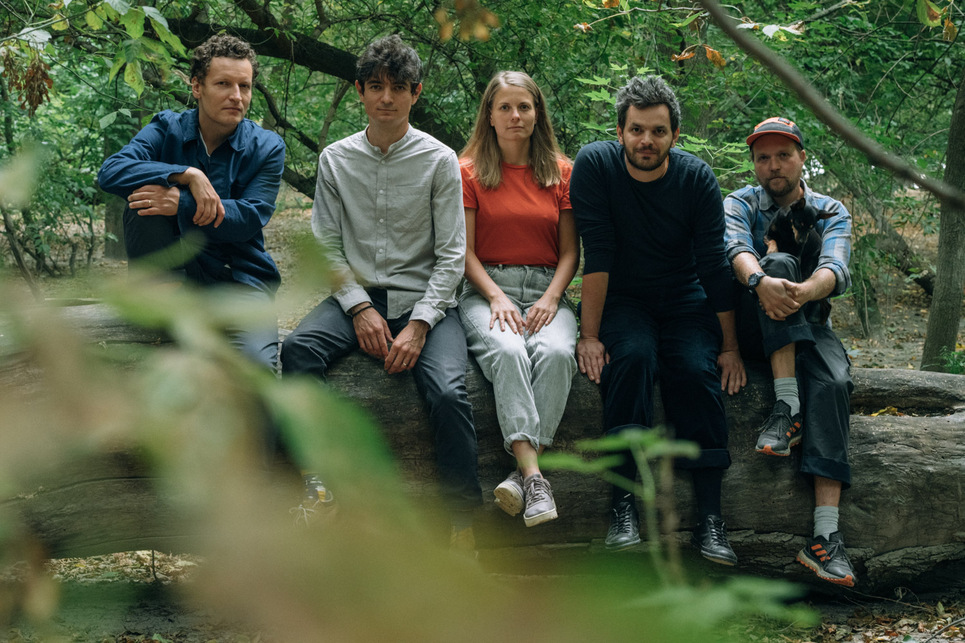 The Sacred Species, csapat: GUBAHÁMORI (Guba Sándor, Hámori Péter), FILIP (Bodonyi Panni illusztrátor, Kovács Budha Tamás képzőművész), Demeter László (ökológus), fotó: © iambarnie.com, 2021