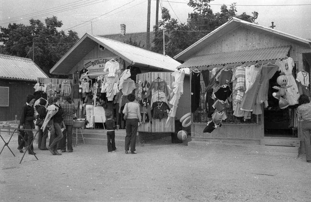 Balatonfüred, Huray utcai piac 1981 (Fortepan/Bauer Sándor)