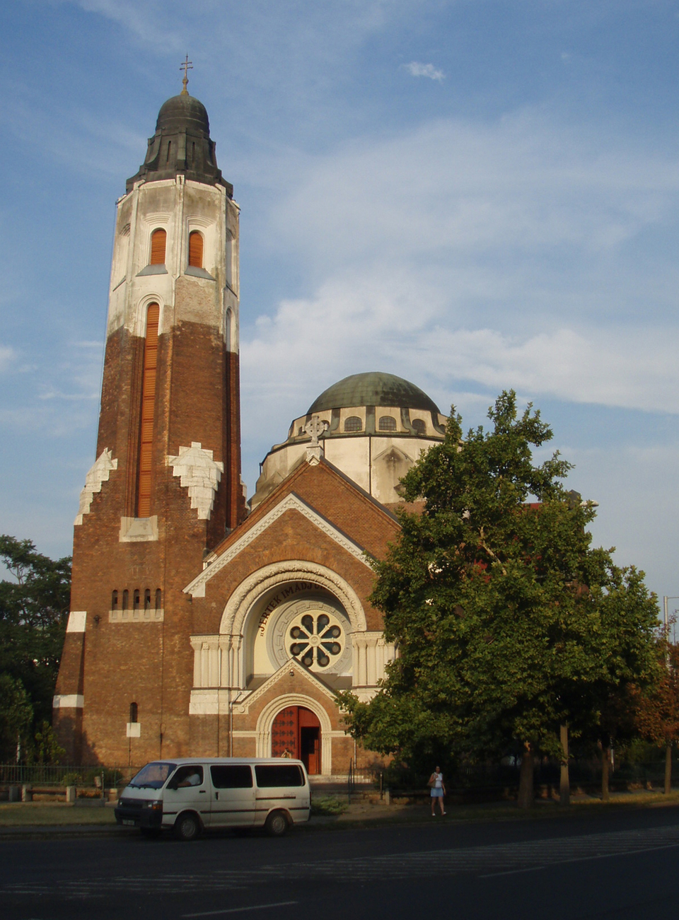 Debrecen, görögkatolikus templom, tervező: ifj. Bobula János (Wikipedia)