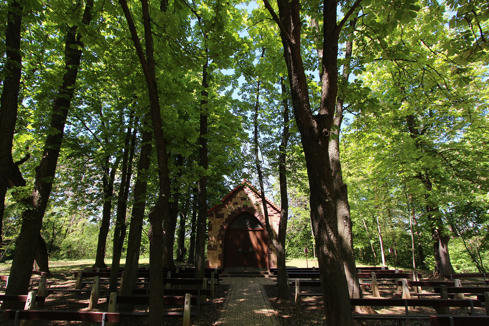 Bagolyvár utcai kápolna, Balatonszemes / fotó: Wettstein Domonkos