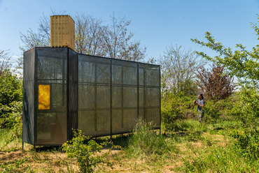 Egyedüllét méhekkel – Tervező: AU Műhely (Architecture Uncomfortable Workshop) – Fotó: Gulyás Attila