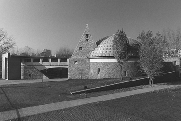 Magyar Szentek Temploma – Török Ferenc, Balázs Mihály, 1996 – fotó: Péteri Balázs