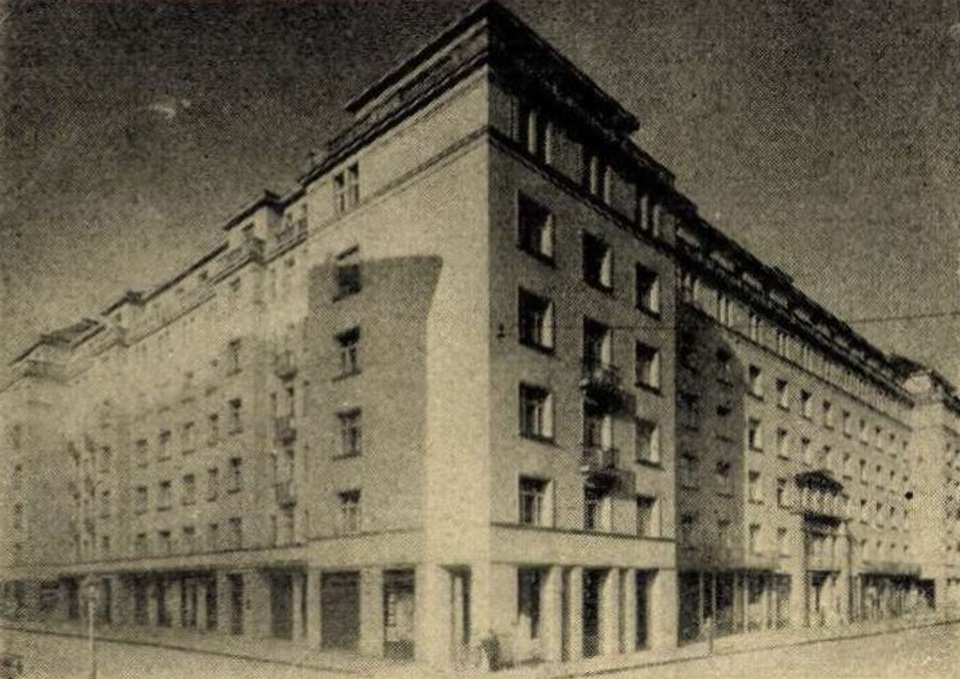 A Phőnix-ház 1930 körül, tervező: Jónás Dávid és Zsigmond (Magyar Feltámadás Lexikona 1932., 306. o.) 