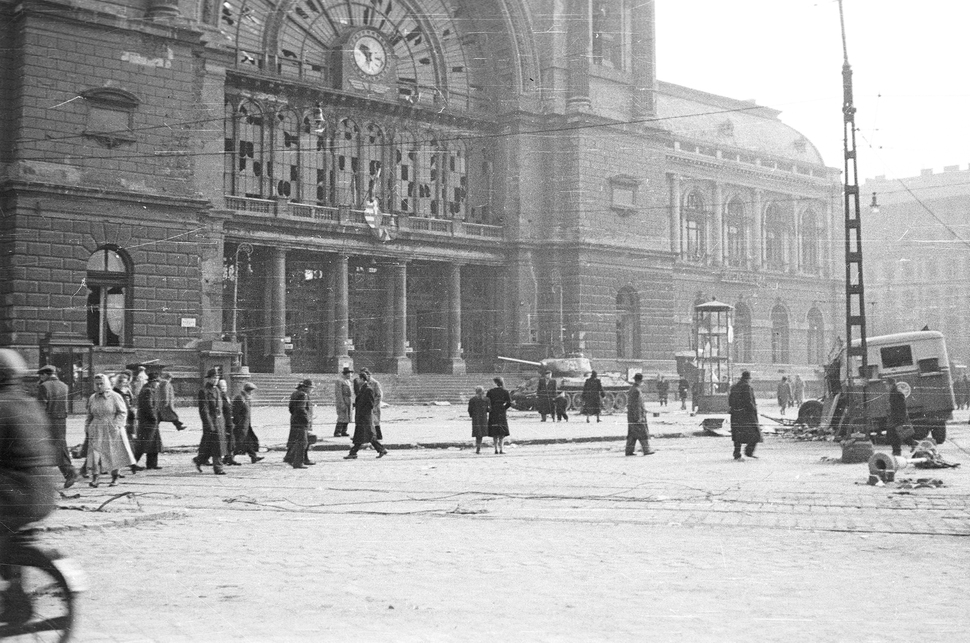 Keleti pályaudvar, 1956 (Fortepan / Nagy Gyula)