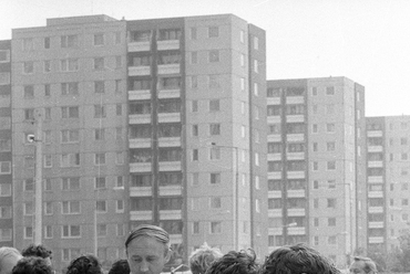 Etele tér az Etele (Szakasits Árpád) út felé nézve, "KGST-piac","1990. Forás: Fortepan / Erdei Katalin