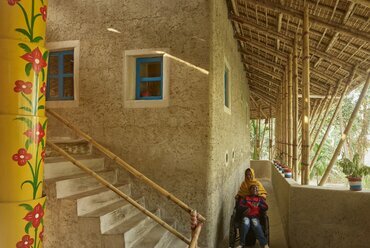 Anandaloy közösségi ház Bangladesben – Tervező: Studio Anna Heringer – Fotó: Kurt Hoerbst