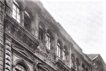 Dobler-bazár és garni hotel. Paulay Ede utcai homlokzat, 1872. Forrás: Perczel Anna: Névtelen Örökség, Városháza, Budapest, 2007. 234.o.