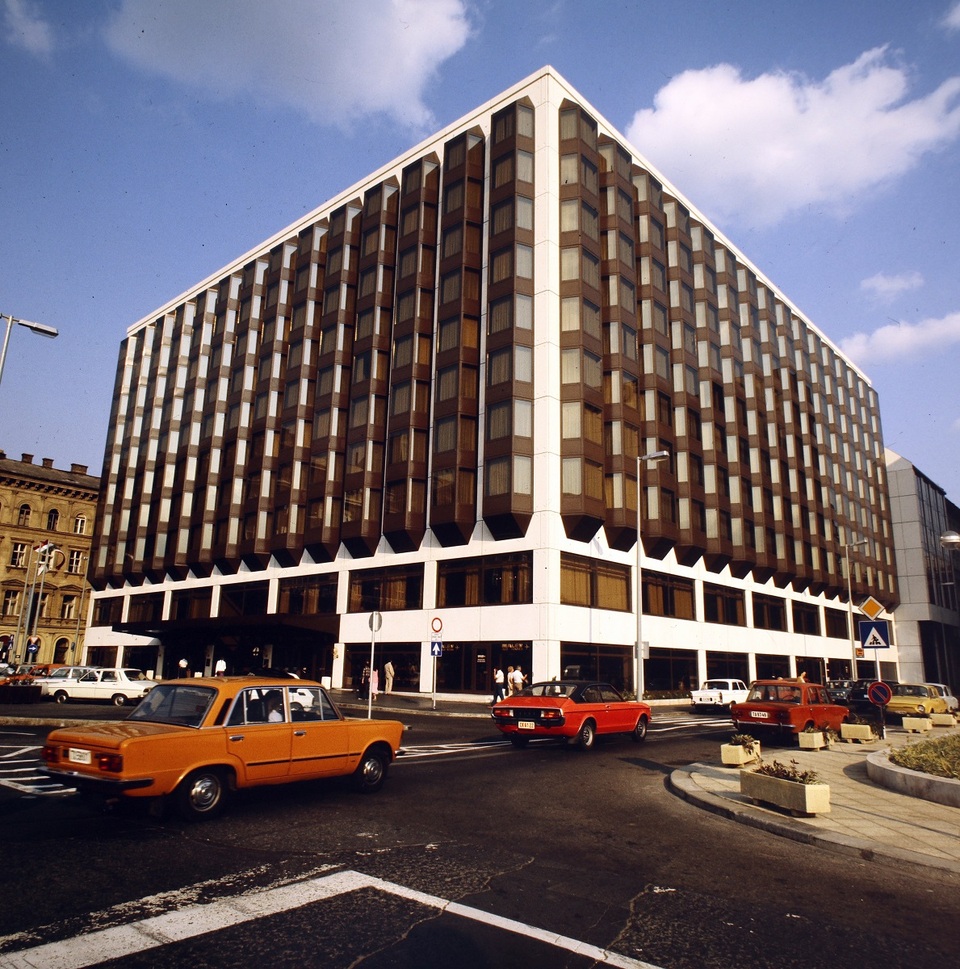 1982-es felvétel a hotelről. Forrás: Fortepan / Gábor Viktor