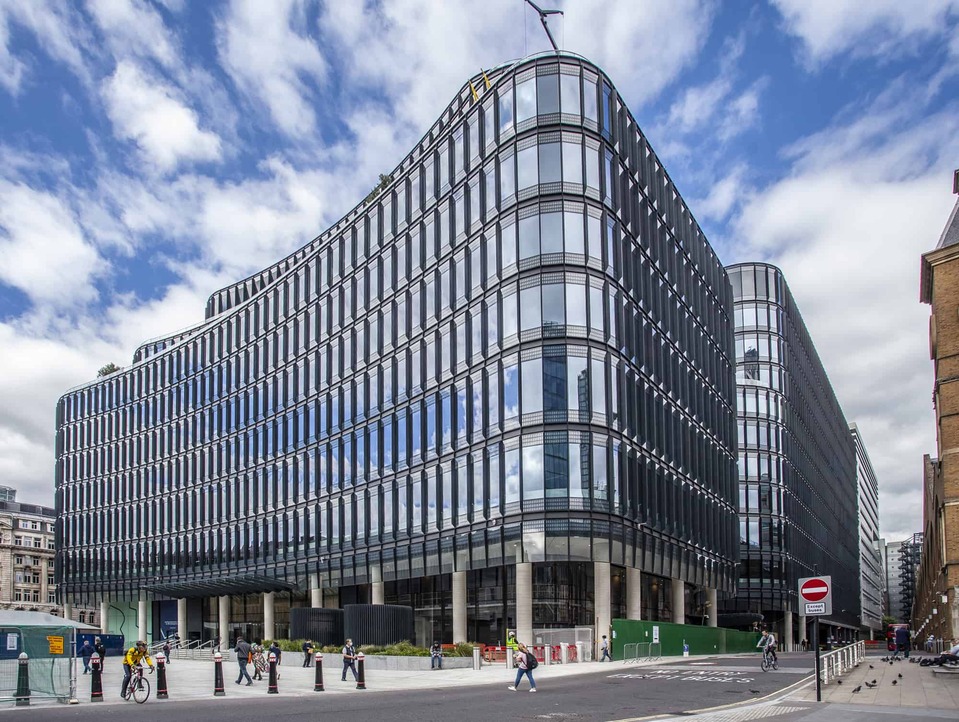 100 Liverpool Street, London – Tervező: Hopkins Architects – Fotó: Janie Airey