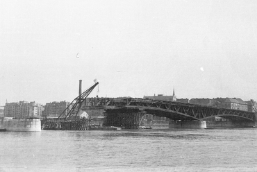 A Petőfi híd újjáépítése. Fotó: 1951. Fortepan / Bujdosó Géza