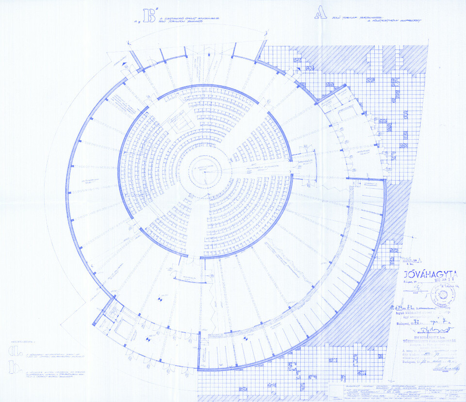 A főlétesítmény alaprajza (Forrás: Lechner Tudásközpont, Dokumentációs Központ / Tervtár, BME Építőmérnöki Kar Magasépítési Tanszék tervei, Lux László, Tömöry Tamás, 1972. Forrás: lechnerközpont.hu