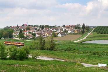 Palkonya falu mai képét a XVIII. században betelepült német lakosság határozta meg, akik magukkal hozták a sváb népi építészet jellemzőit.