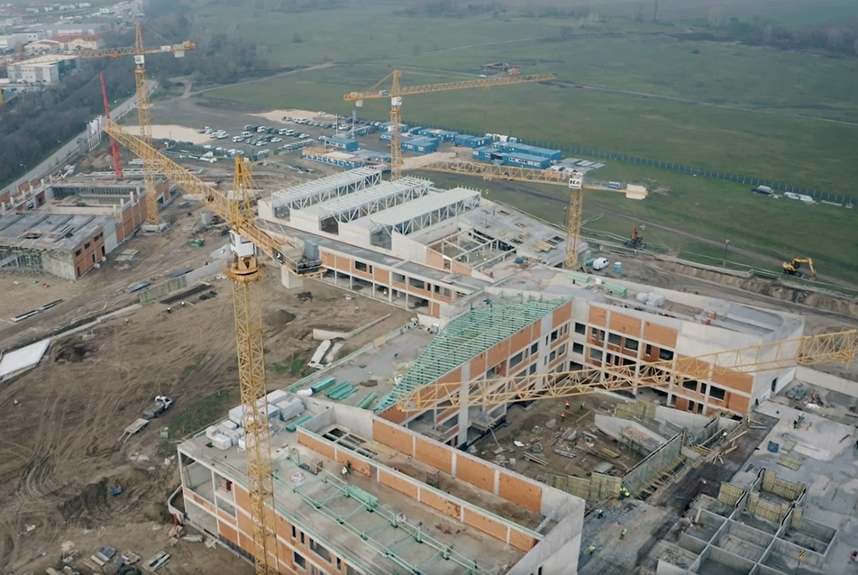 Javában épül a hatalmas iskolakomplexum Dunakeszin