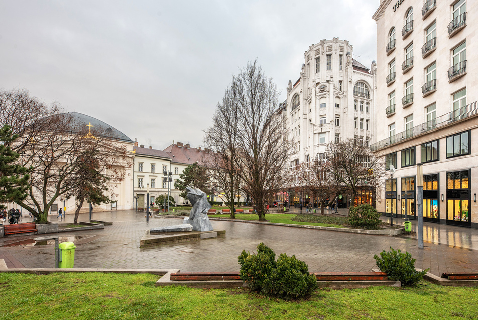 Budapest középpontja: a Deák Ferenc és az Erzsébet tér története