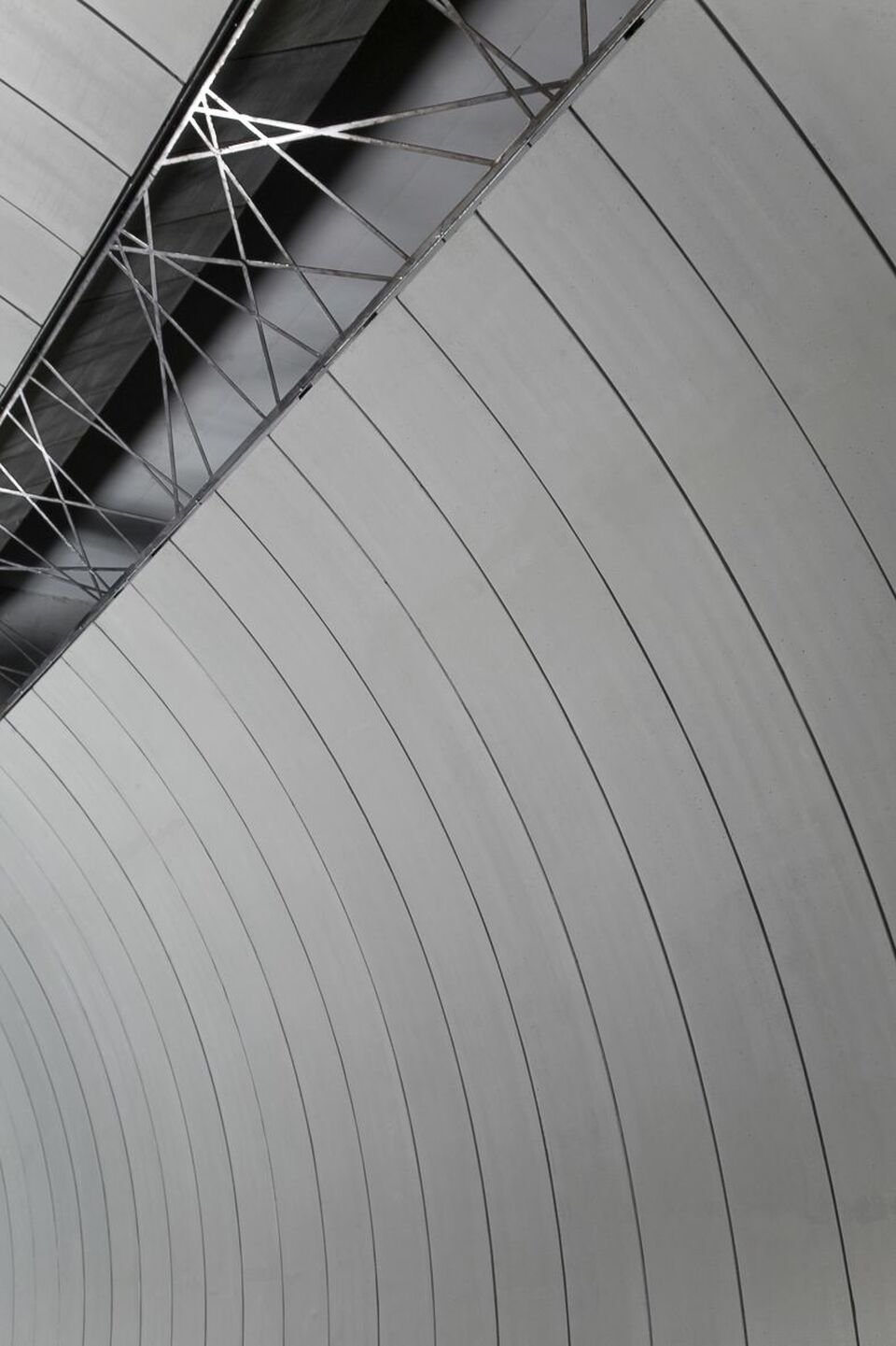 Szent Gellért téri metróállomás.  A design beton kivitelezője az Argomex Kft. Forrás: Avers Fiber