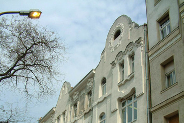 	Az Erdey Gyula alapította szanatórium, később Schöpf-Merei Ágost Kórház épülete ma. Forrás. kitervezte.hu