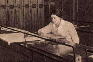 Kohlbach Ella, mint „az első magyar női építészmérnök” Az Érdekes Újság 1917/52 számában. Forrás: ADT Arcanum