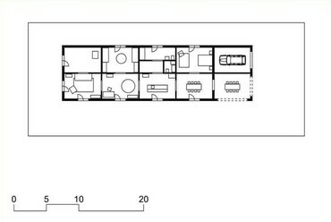 A Harquitects „Casa1219” elnevezésű családi házának alaprajza, Alau-Solitá I Plegamans, Spanyolország, 2014.