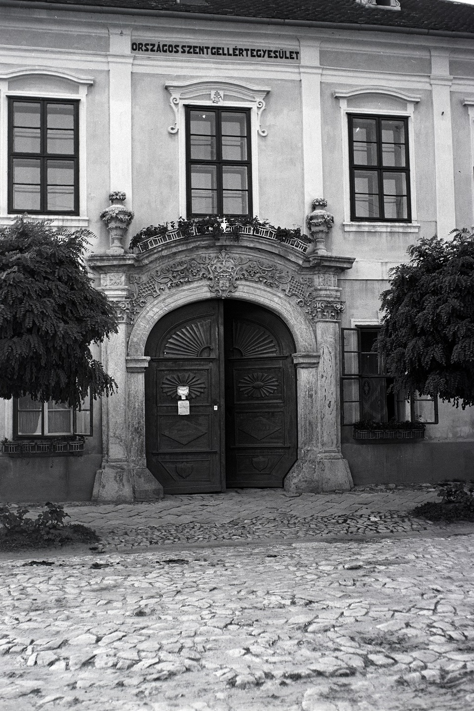 Sándor-palota, Esztergom, 1942. Forrás: Fortepan/Ormos Imre Alapítvány (173321).