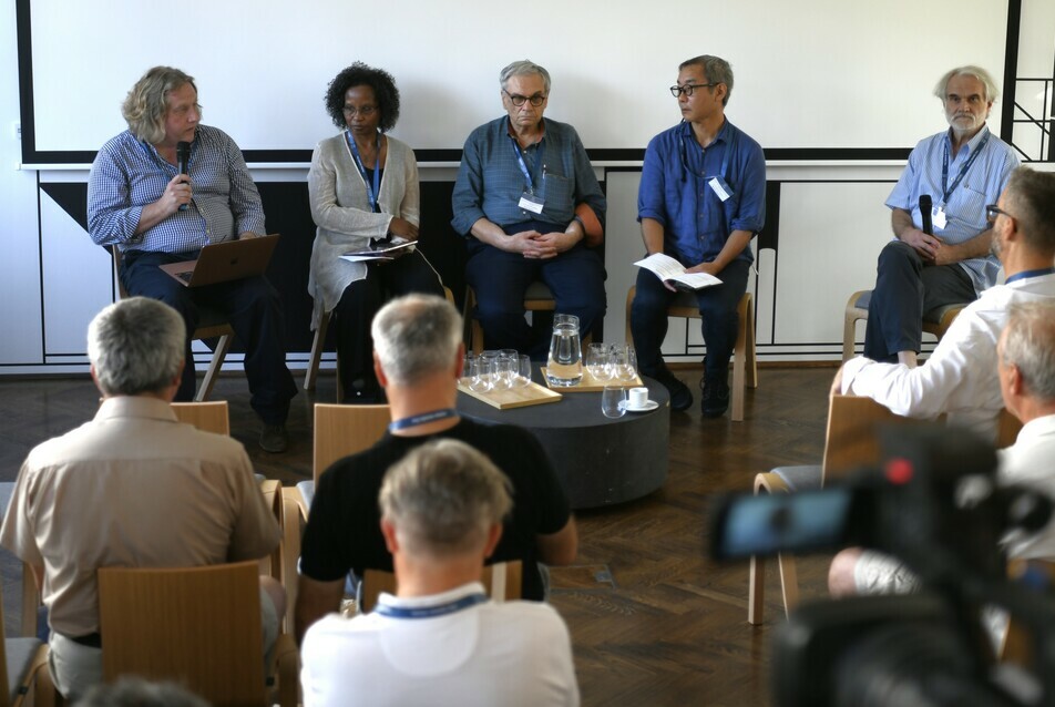 Beszámoló a népi építészettel foglalkozó konferencia megnyitójáról 