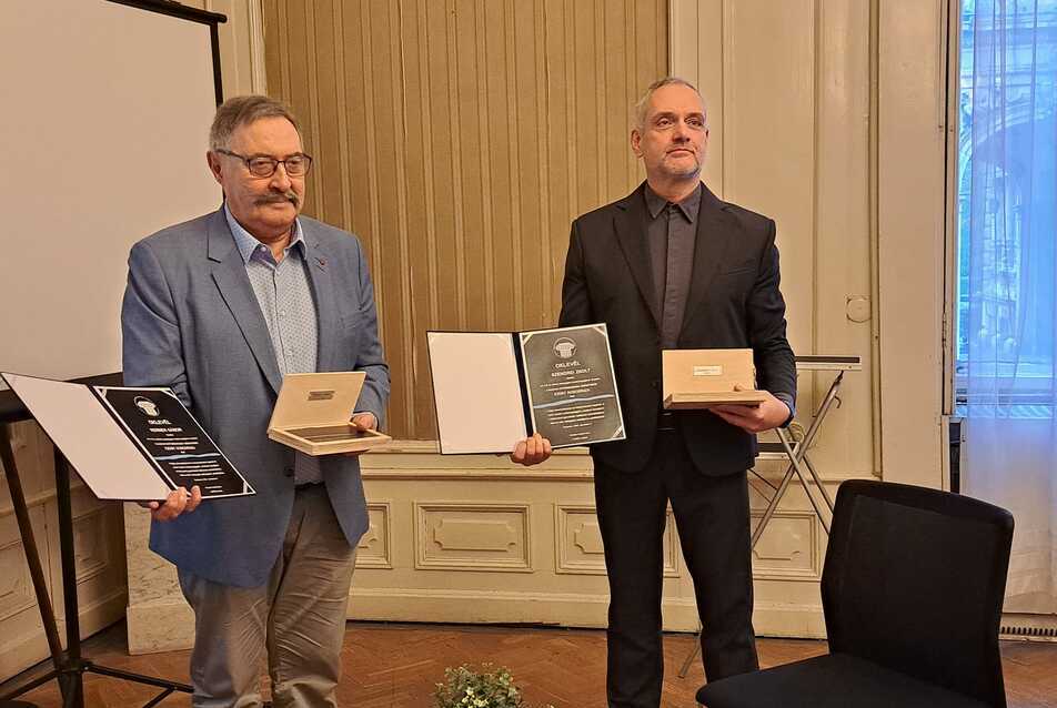 Az Ezüst Ácsceruza díjjal kitüntetett Kerner Gábor és Szendrei Zsolt laudációja 