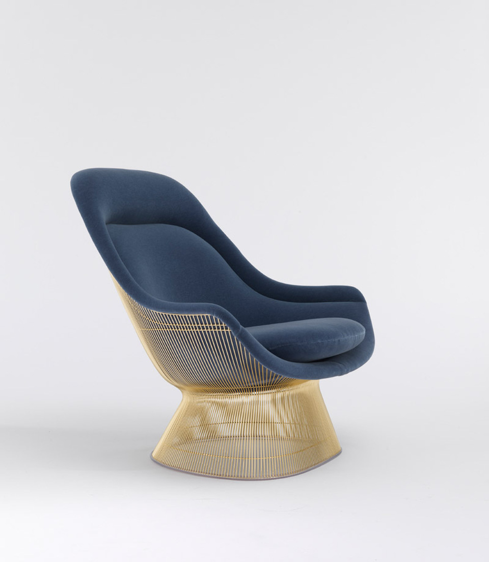 Platner Easy Chair Gold – design: Warren Platner / Knoll, 1966  – fotó: Ezio Prandini – forrás: MillerKnoll
