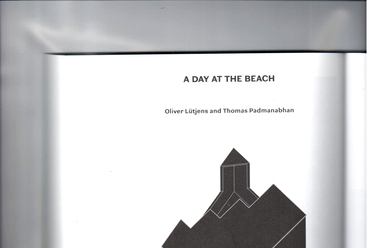 Oliver Lütjens & Thomas Padmanabhan Venturi Beach House-áról írt, A day at the beach [Egy nap a strandon] c. esszéjének illusztrációja. Szkennelve a San Rocco Magazin 66 c. lapszámából, 206. oldal.
