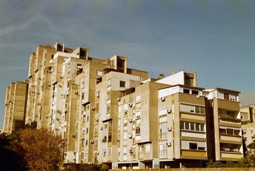 61-es blokk, Belgrád Szerbia. Tervezők: Milenija Marušić, Darko Marušić, Milan Miodragović, 1971-1973. Fotó: Gellért Dániel
