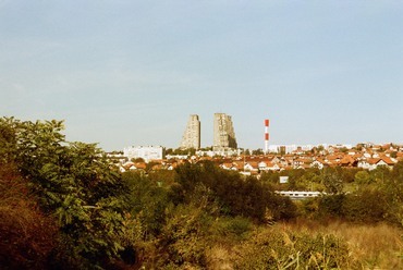 Rudo, avagy "Belgrád keleti kapuja", Belgrád, Szerbia. Tervezők: Vera Ćirković építész, Milutin Jerotijević mérnök, Milica Jakšić várostervező, 1973-1976. Fotó: Gellért Dániel
