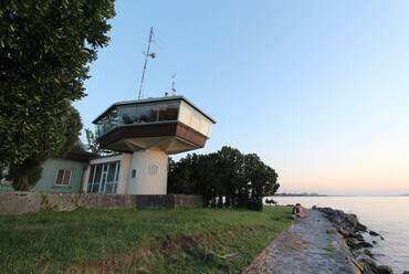 Siófok, meteorológiai állomás. Tervező: Molnár Péter. Fotó: Wettstein Domonkos
