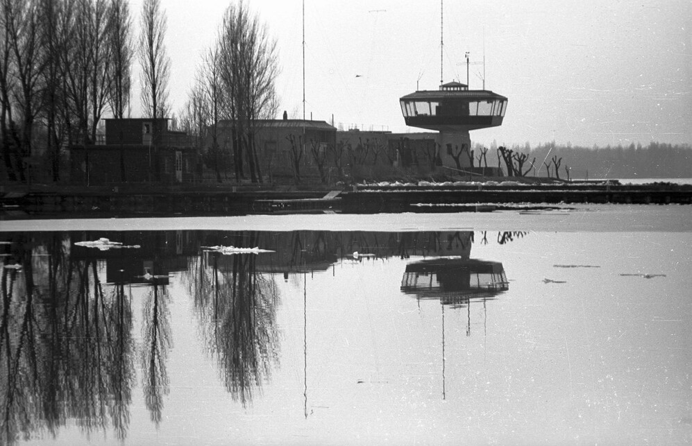 Siófok, kikötő, meteorológia állomás, 1966. Forrás: Fortepan 31514 / Pálinkás Zsolt
