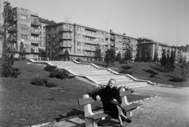 A piros pad a Vérmezőn. Budapest, 1948. © Fortepan / Hunyady József / 107062.
