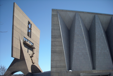 Marcel Breuer: St. John